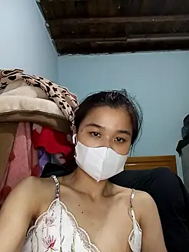 Daisy-lusia2026 online show from June 14, 2:30 pm