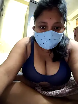 Curvy Trisha online show from May 2, 3:28 pm