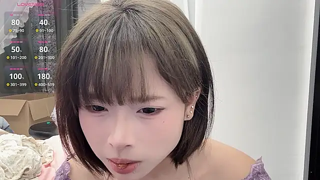 Snapshot of F-Yearn chatting on March 2, 8:43 am F-Yearn online show from March 2, 8:43 am