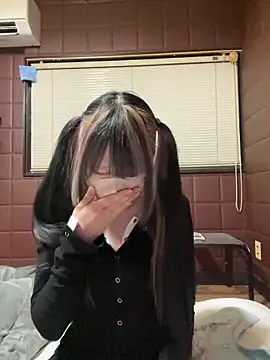 uni nvqnl2 online show from March 5, 12:12 pm