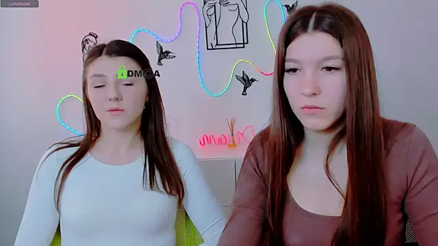 Snapshot of elis_sunny chatting on March 17, 6:06 am elis sunny online show from March 17, 6:06 am