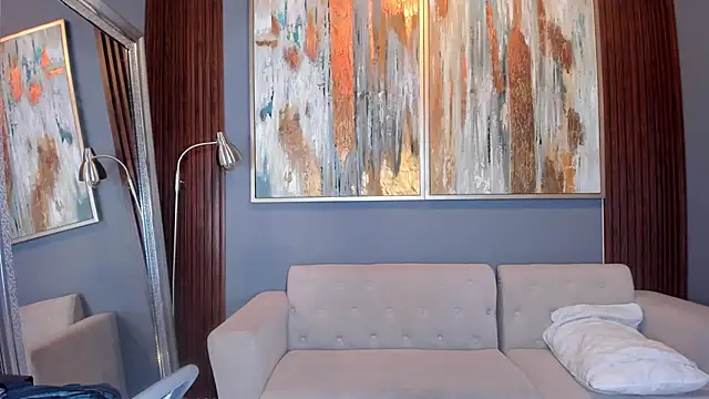 TAHIELA  online show from March 13, 3:24 am