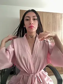 Bonny Eva online show from June 26, 1:15 pm