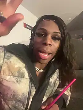 Snapshot of Blacknraw chatting on March 8, 5:17 pm Blacknraw online show from March 8, 5:17 pm