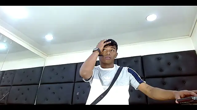 TonnyMarck online show from March 5, 3:02 am