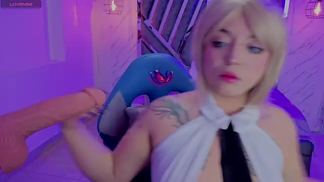  Vermell  online show from February 11, 8:03 pm