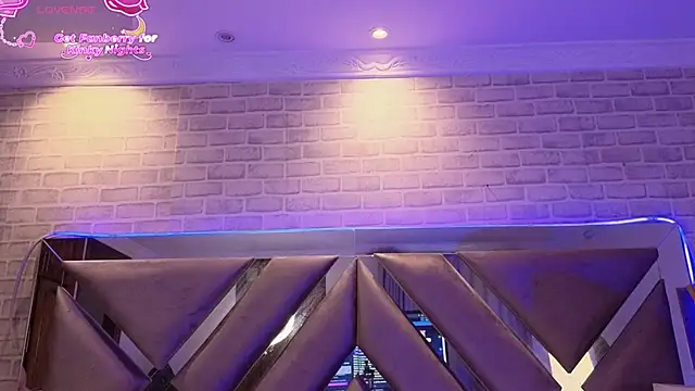 HarperrWest online show from February 11, 8:25 pm