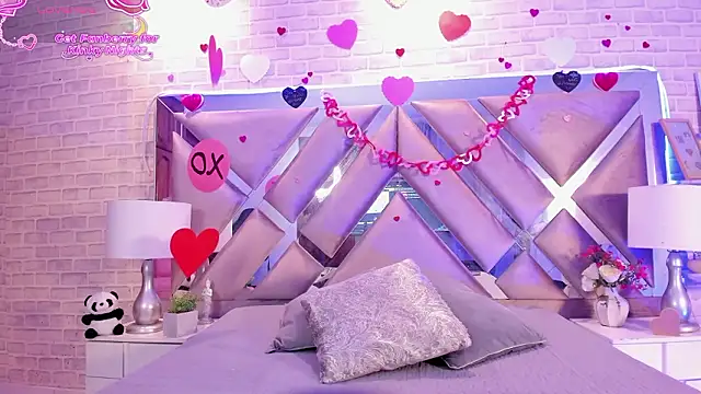 HarperrWest online show from February 13, 8:38 pm