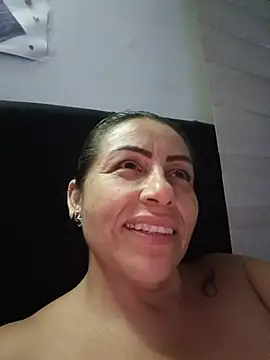 Snapshot of maynor_1998 chatting on July 31, 10:36 am maynor 1998 online show from July 31, 10:36 am