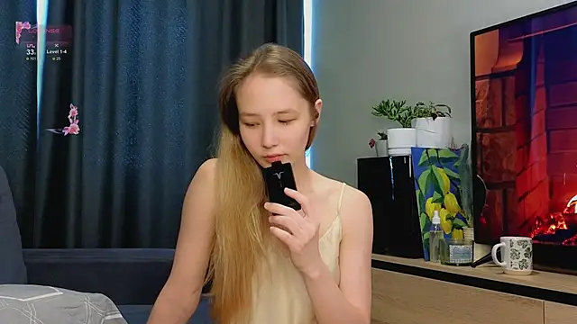 y0ur sunshinee online show from February 5, 6:18 am