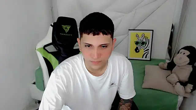 Black diamondd  online show from February 4, 1:06 pm