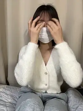  m u  online show from March 9, 12:53 pm