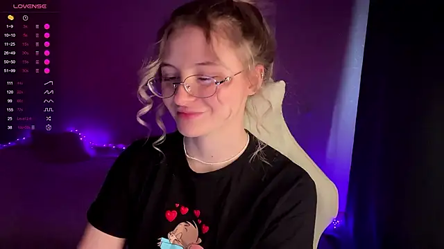 VibeVi online show from February 17, 1:18 pm