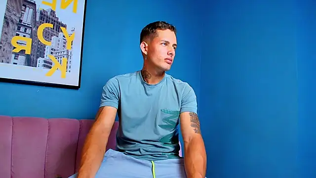 Snapshot of _angel_rivera chatting on March 9, 10:58 pm angel rivera online show from March 9, 10:58 pm