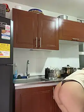 Snapshot of Dakota_Bailey chatting on February 5, 8:13 pm Dakota Bailey online show from February 5, 8:13 pm