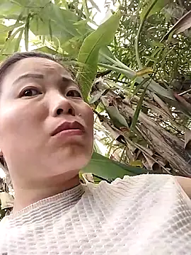 Ella-aa online show from February 27, 8:14 am