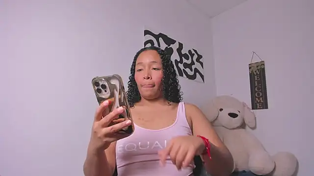 Nia13 online show from February 24, 6:00 am