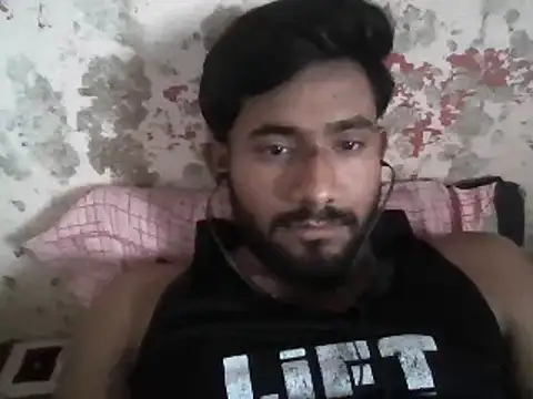 Snapshot of LustyDanky chatting on May 15, 6:31 am LustyDanky online show from May 15, 6:31 am