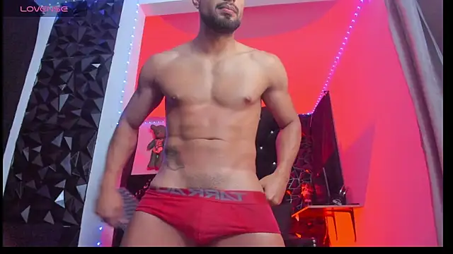 Snapshot of bastian_bigcock chatting on May 15, 3:46 am bastian bigcock online show from May 15, 3:46 am
