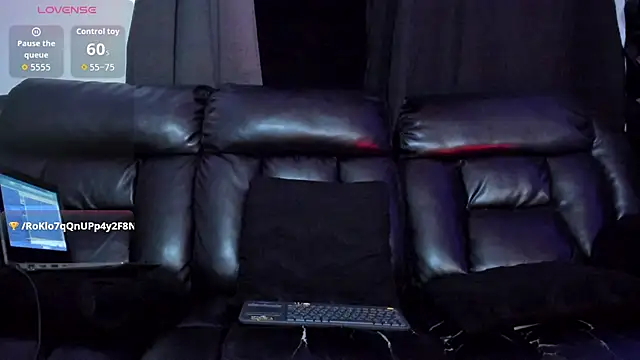 Snapshot of bastian_bigcock chatting on July 7, 6:47 am bastian bigcock online show from July 7, 6:47 am
