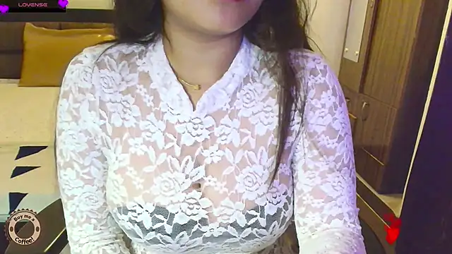 Snapshot of Yara-143 chatting on June 26, 5:50 pm Yara-143 online show from June 26, 5:50 pm