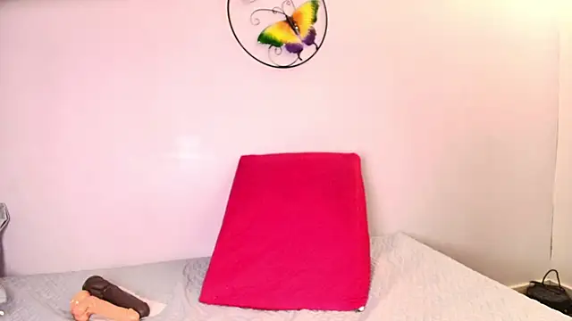 melany roberts  online show from February 20, 3:14 am