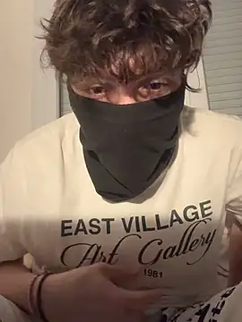 Snapshot of leoooooo88888 chatting on March 9, 11:09 pm leoooooo88888 online show from March 9, 11:09 pm