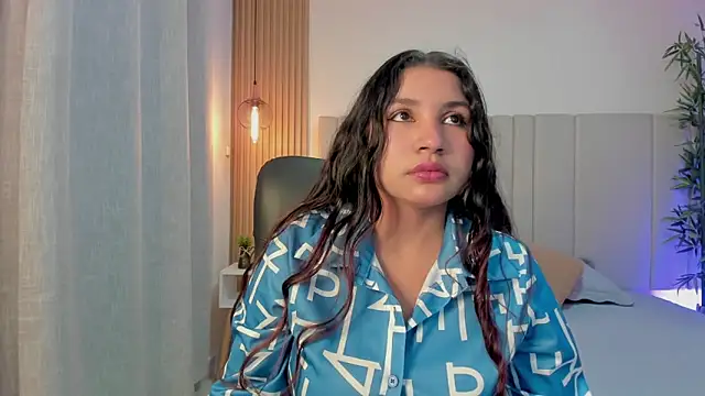 Snapshot of Victoria_Rosee chatting on May 23, 12:09 pm Victoria Rosee online show from May 23, 12:09 pm