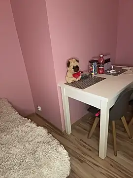 susannee online show from March 13, 8:59 pm