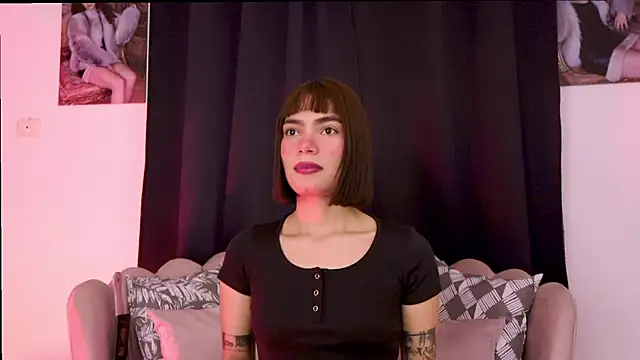 Snapshot of dakotacollins_ chatting on July 20, 3:10 am dakotacollins online show from July 20, 3:10 am