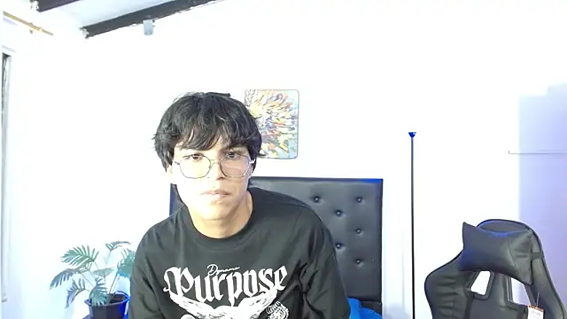 Maecum18 online show from February 6, 10:02 pm