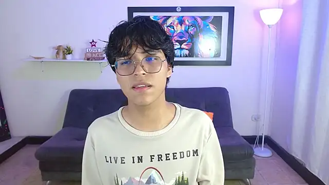 Maecum18 online show from February 21, 9:38 pm