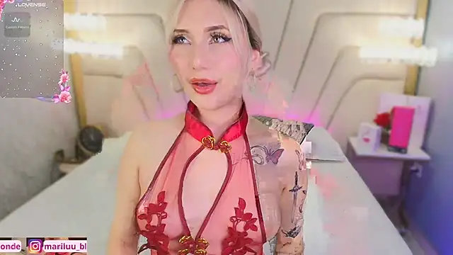 Snapshot of Mariluu_ chatting on May 29, 3:21 pm Mariluu online show from May 29, 3:21 pm