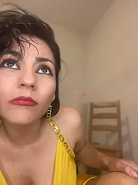 Snapshot of eva_luz chatting on June 16, 3:25 pm eva luz online show from June 16, 3:25 pm