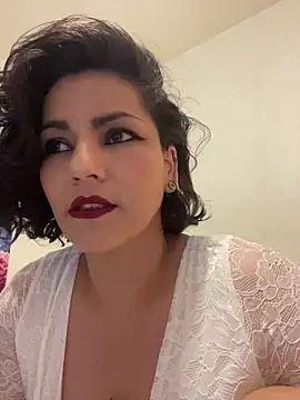 Snapshot of eva_luz chatting on July 21, 6:32 pm eva luz online show from July 21, 6:32 pm