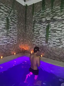 Alejandroo Montenegro online show from March 3, 7:25 am