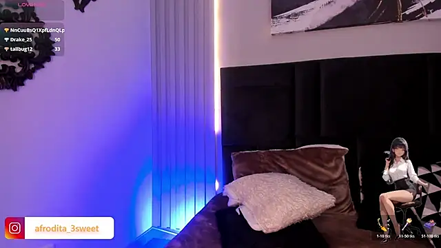 Snapshot of Afrodita_sweeet chatting on June 14, 2:35 am Afrodita sweeet online show from June 14, 2:35 am