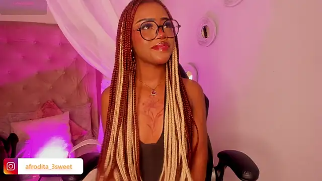 Snapshot of Afrodita_sweeet chatting on July 9, 8:35 pm Afrodita sweeet online show from July 9, 8:35 pm