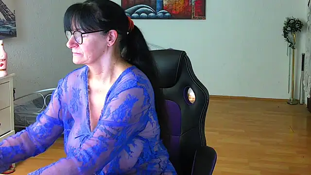 Sylly online show from March 8, 8:29 am