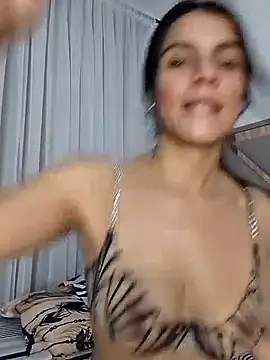 Snapshot of EvaMiranda chatting on May 14, 3:24 am EvaMiranda online show from May 14, 3:24 am