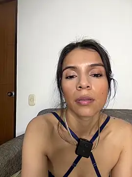 Snapshot of EvaMiranda chatting on June 23, 3:15 am EvaMiranda online show from June 23, 3:15 am