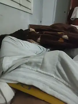 Snapshot of amirMohamed58 chatting on February 4, 7:36 am amirMohamed58 online show from February 4, 7:36 am