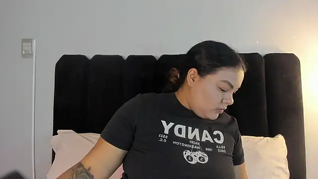 Amaranoir- online show from February 28, 8:10 pm