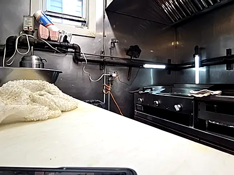 bischo666 online show from March 11, 2:34 pm