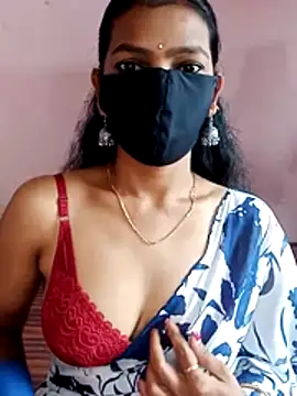 Snapshot of hot_kimaya chatting on August 7, 8:27 am hot kimaya online show from August 7, 8:27 am