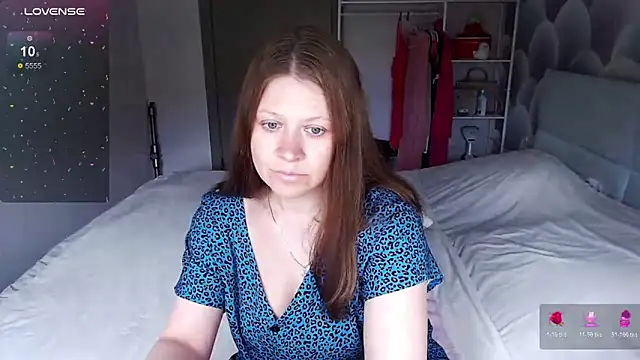 Aleksasamuii online show from May 10, 7:46 am