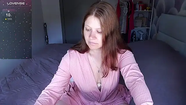 Aleksasamuii online show from June 10, 8:35 am