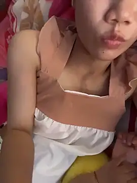 BabyElly22 online show from February 10, 6:39 am