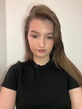 Green eyes lady online show from May 8, 1:49 pm