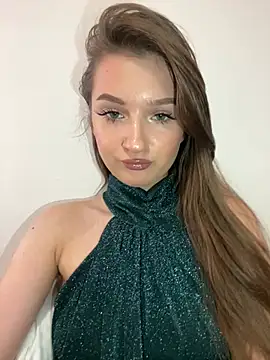 Green eyes lady online show from June 3, 12:52 pm